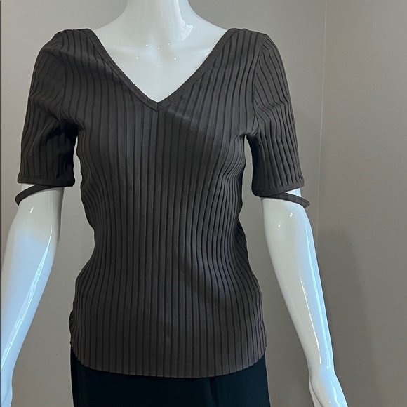 Helmut Lang V-Neck Ribbed Top in Brown Size L - Picture 1 of 5